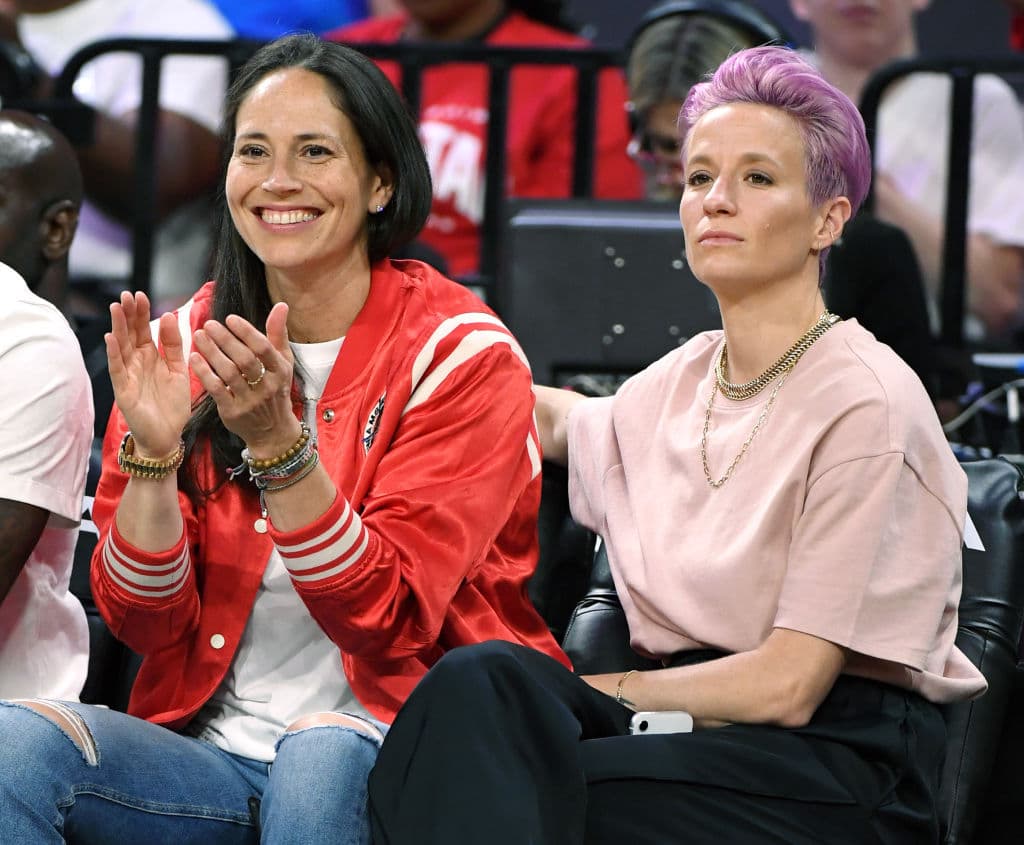 Bird ha levantado la voz sobre diversos temas sociales, entre ellos por la comunidad LGTBQ, e incluso hizo pública su relación con la estrella de soccer, Megan Rapinoe