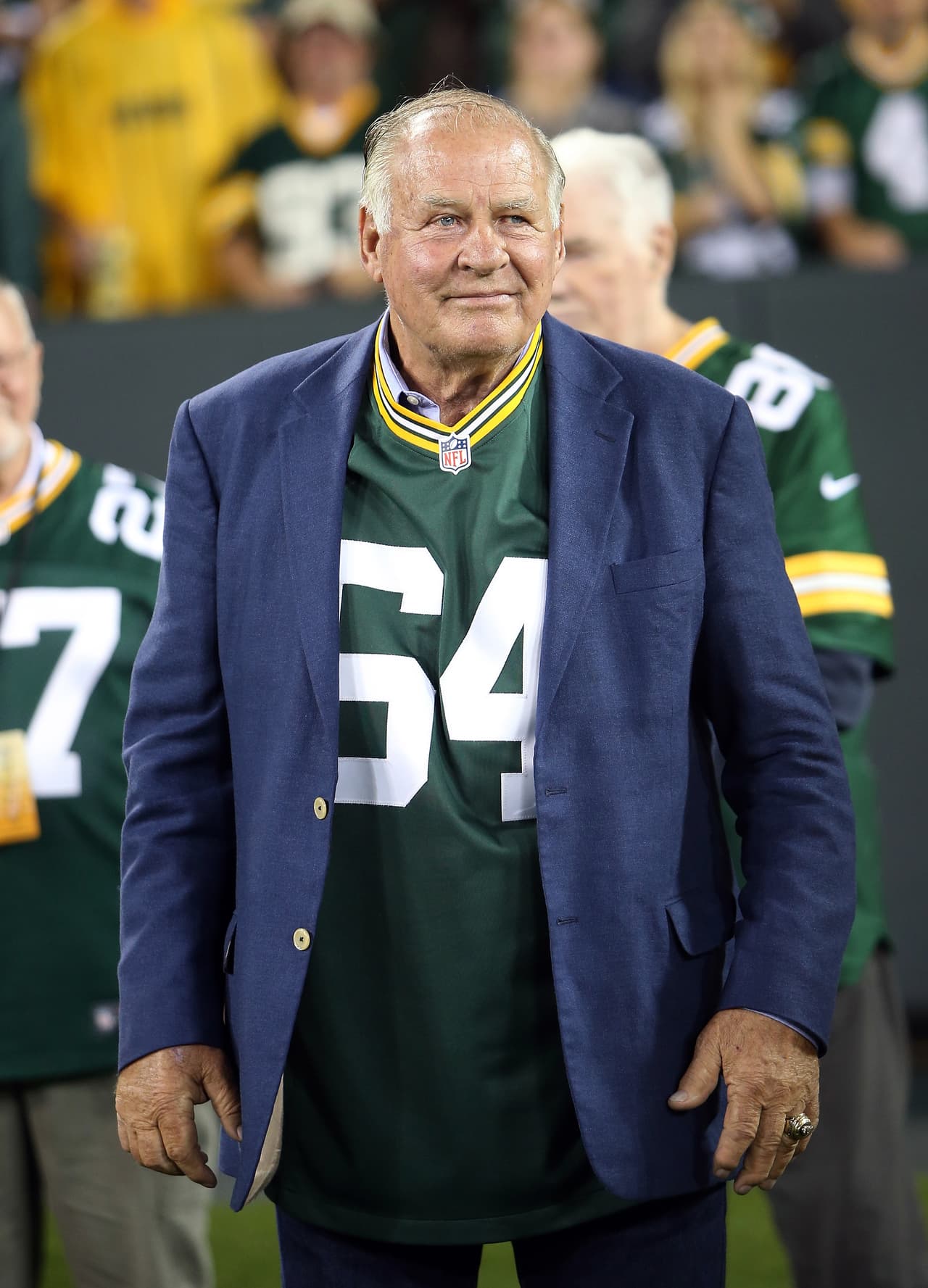 Former Green Bay Packers offensive lineman Jerry Kramer is announced during halftime festivities celebrating the Super Bowl I Green Bay Packers win over the Kansas City Chiefs during the Packers 2015 NFL week 3 regular season football game against the Kansas City Chiefs on Monday, Sept. 28, 2015 in Green Bay, Wis. The Packers won the game 38-28. (Paul Spinelli via AP)