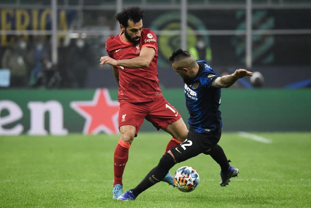 Liverpool se impone 2-0 ante el Inter de Milan durante el partido de ida en Octavos de Final de la UEFA Champions League, con anotaciones de Roberto Firmino y Mohamed Salah. Los Reds llevarán la ventaja para el juego de regreso.