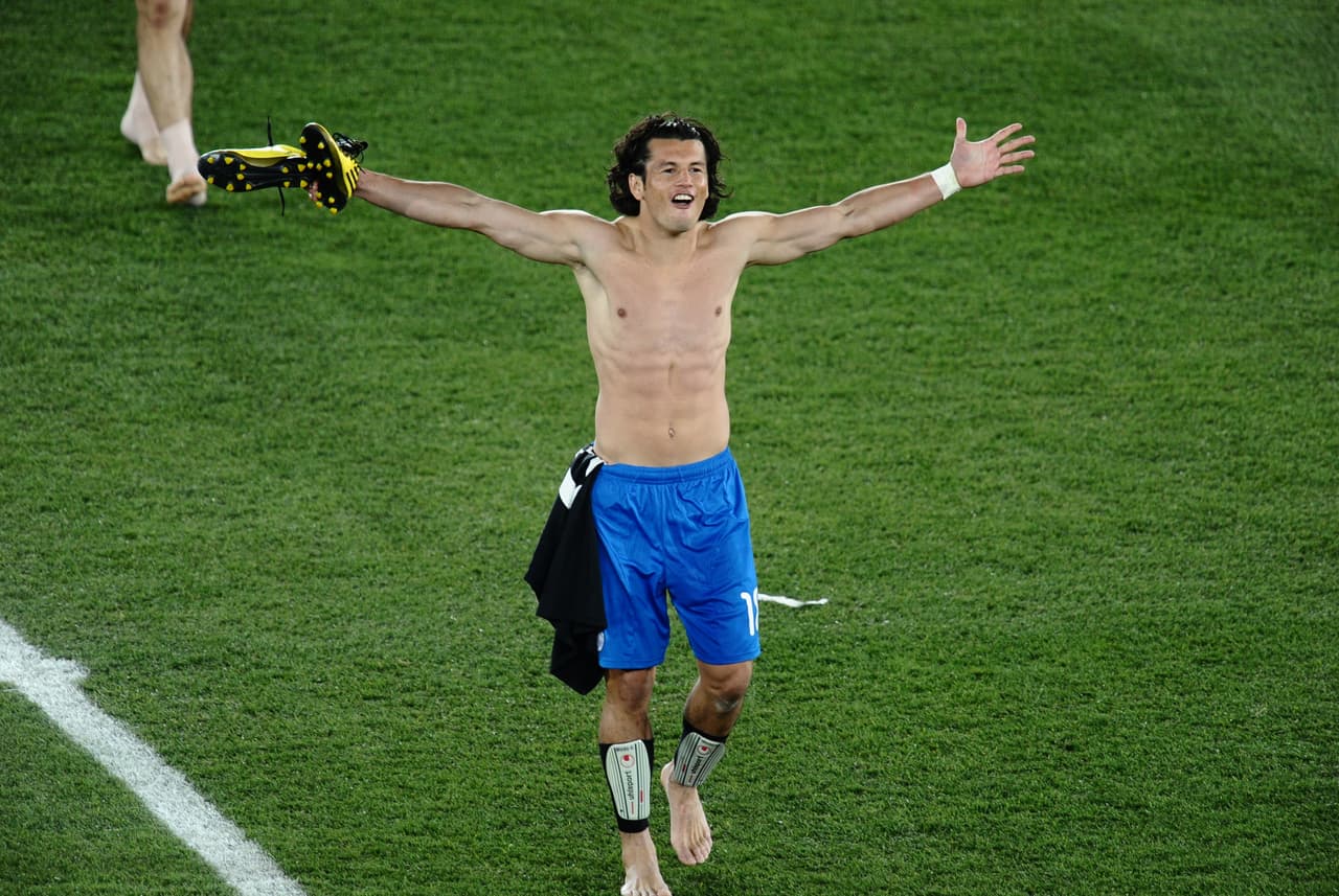 A pesar de la ausencia del artillero Salvador Cabañas, otros jugadores asumieron su responsabilidad en la cancha y el equipo hizo historia.