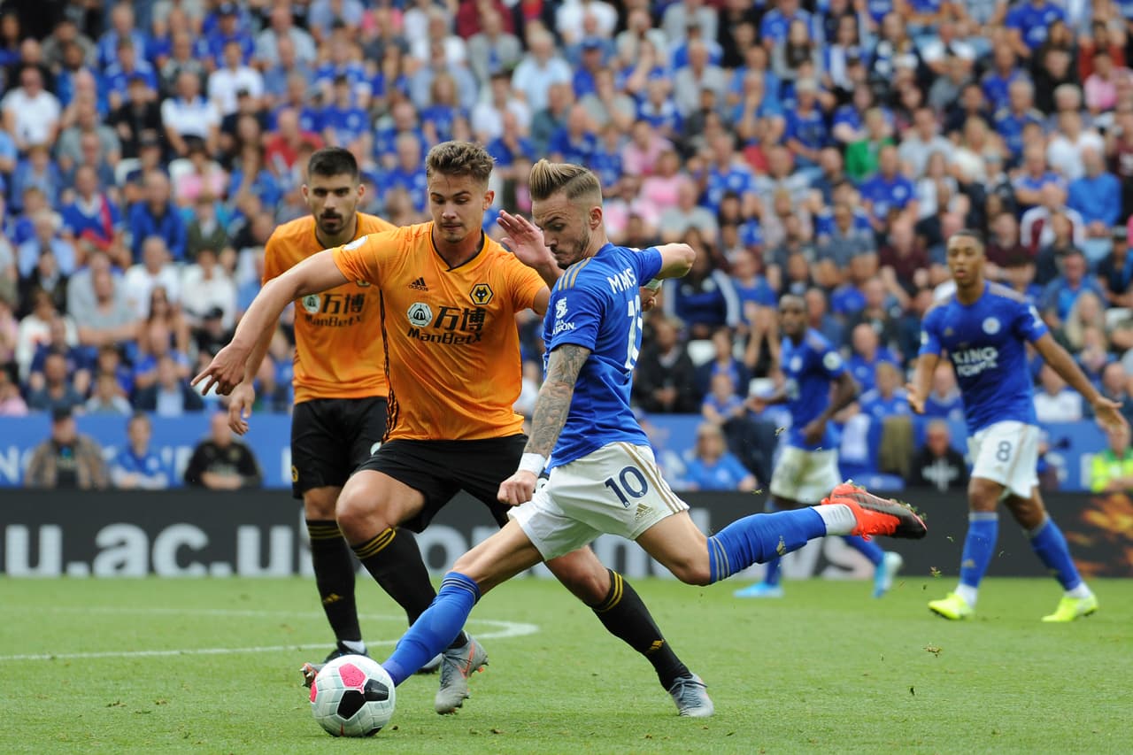 James Maddison estuvo muy participativo en el ataque de Leicester City.