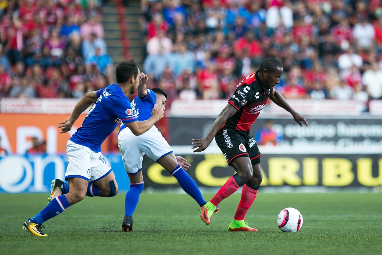 Cruz Azul recibirá a Chivas en uno de los juegos más atractivos de la jornada dos.