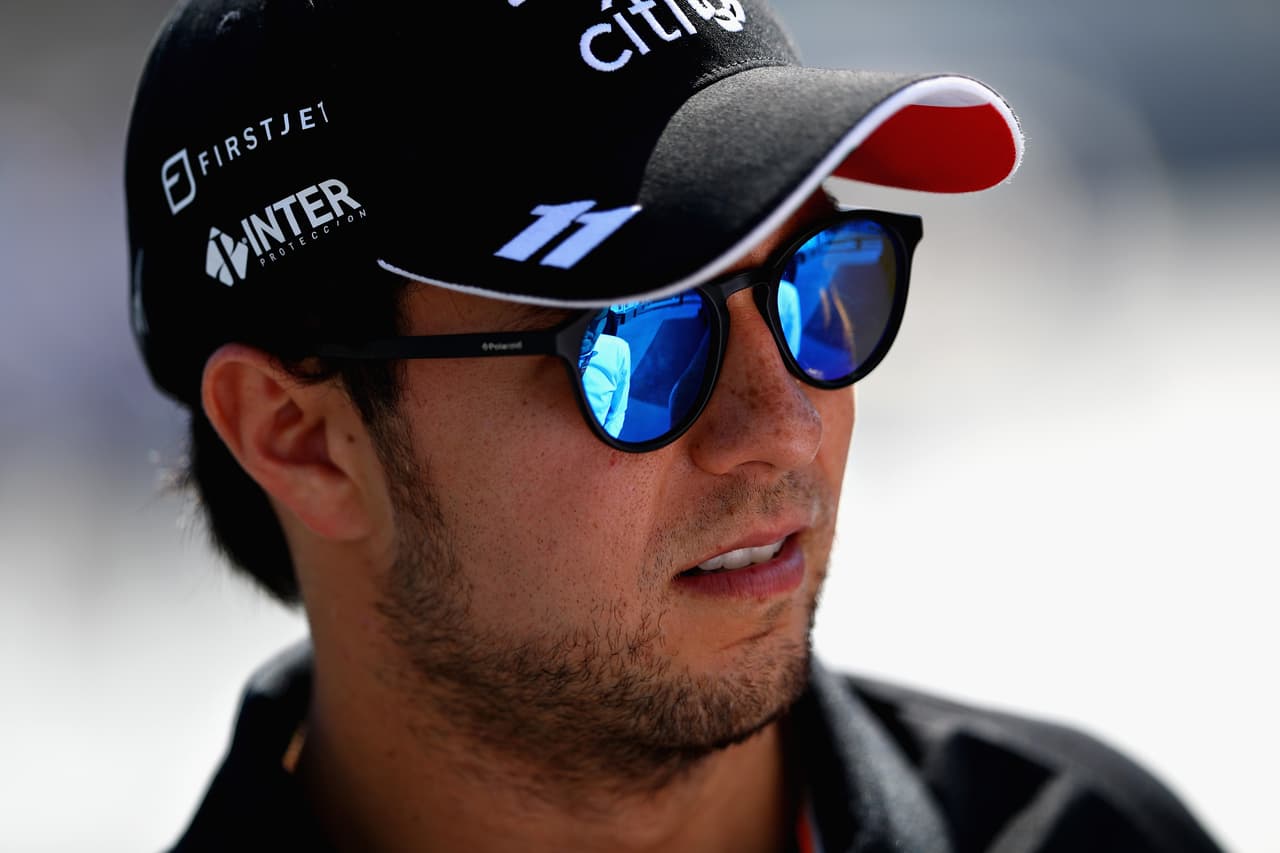 Sergio Pérez mostró su molestia con su compañero: 'Ocon terminó con la carrera de los dos' .