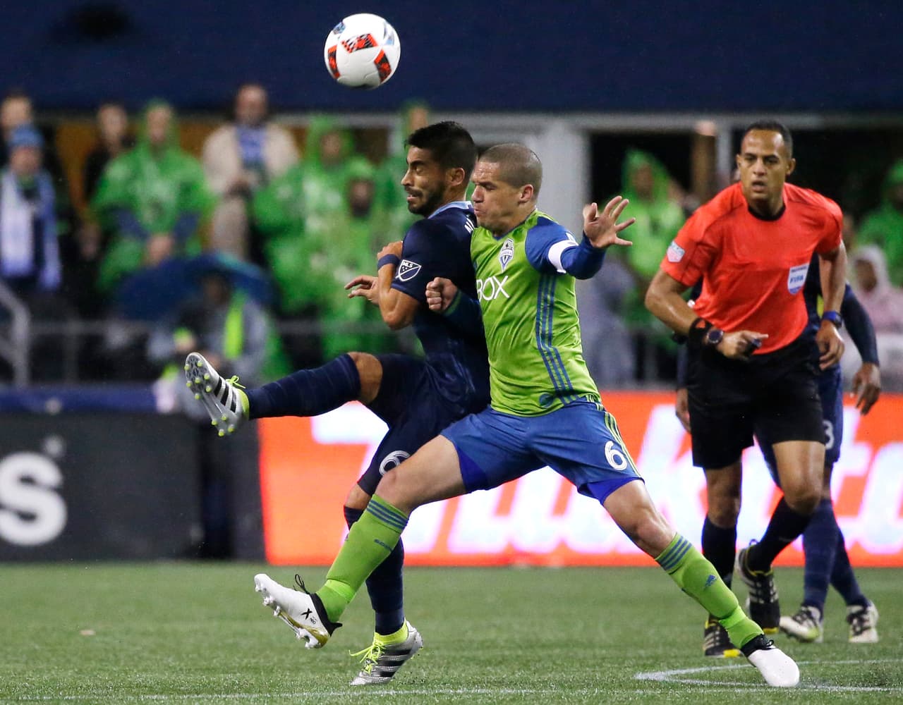 Las cargas entre ambos equipos estuvieron muy equiparados: ninguno cedió ni sobresalió frente a su rival en la MLS.