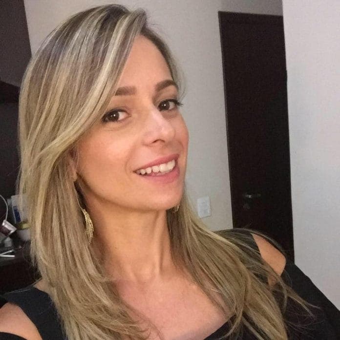 La Secretaría de Salud de Tocantins informó que la atleta, de nombre Ludimilla Barbosa, de 40 años, estaba hospitalizada desde el domingo
<b>,</b> cuando fue alcanzada por la hélice de un bote.
