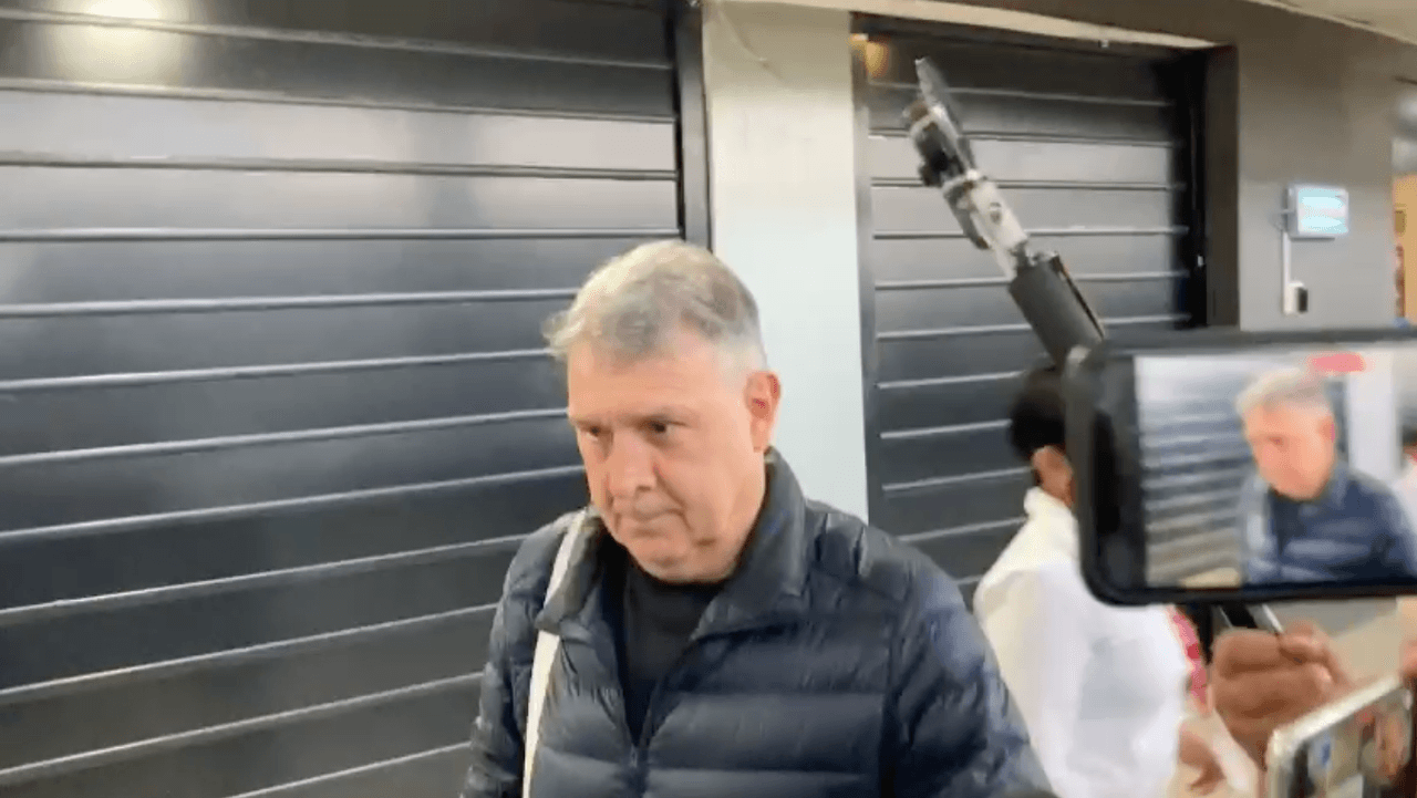 ‘Tata’ Martino llega a Monterrey y charlará con seleccionados