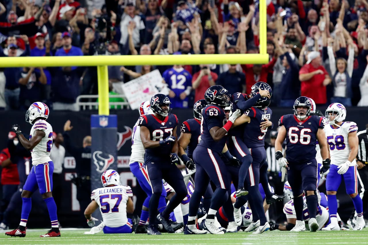 Houston Texans
<b> 22-19</b> Buffalo Bills | Los Houston Texans jugarán ante Kansas City Chiefs en Arrowhead Stadium en la Ronda Divisional.