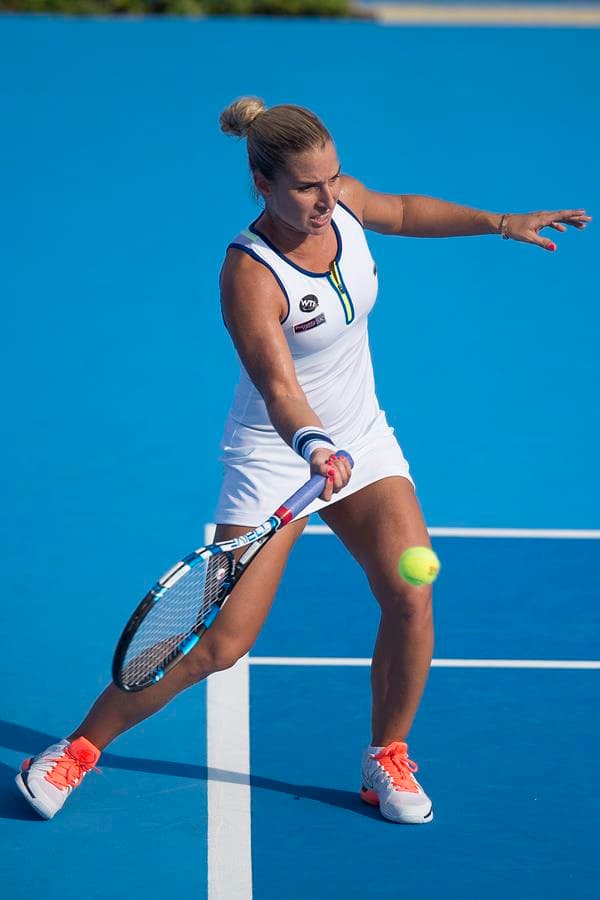 La eslovaca se impuso a su rival por 6-3 y 6-3.