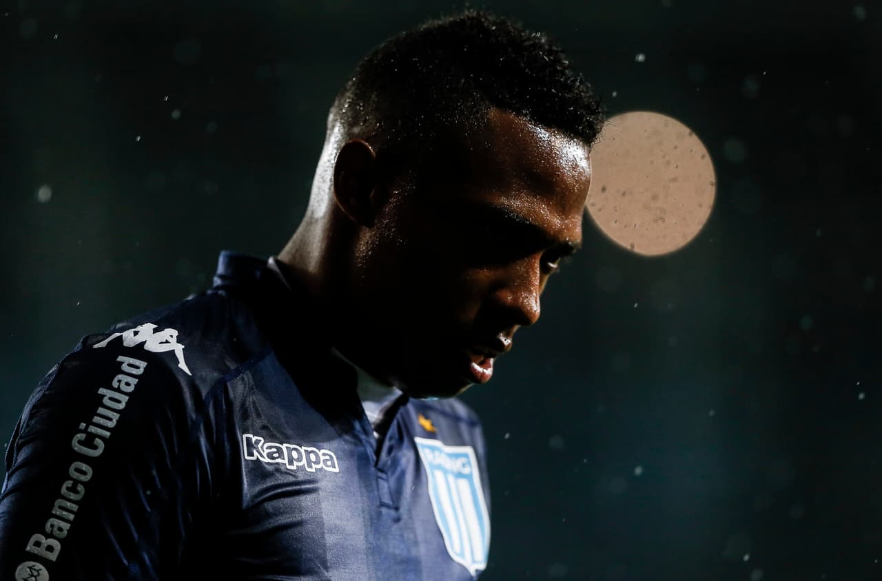 Si bien el colombiano no ha desentonado, es cierto que tres goles en 11 partidos han dejado en tela de juicio el costo de su transacción para algunos hinchas de Racing.