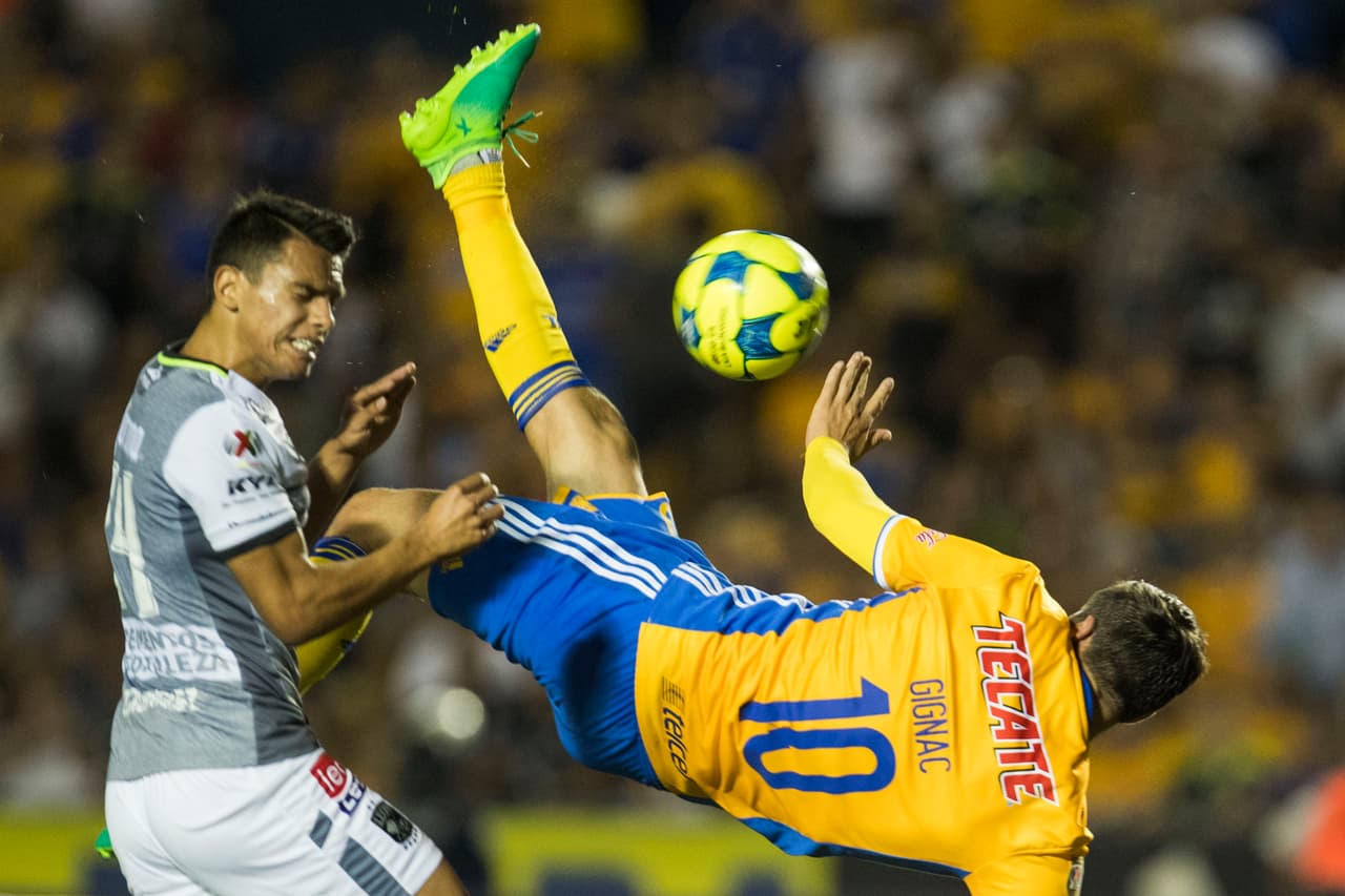 Gignac lo intentó por todos los medios posibles. No está teniendo su mejor torneo, pero nunca deja de intentarlo.