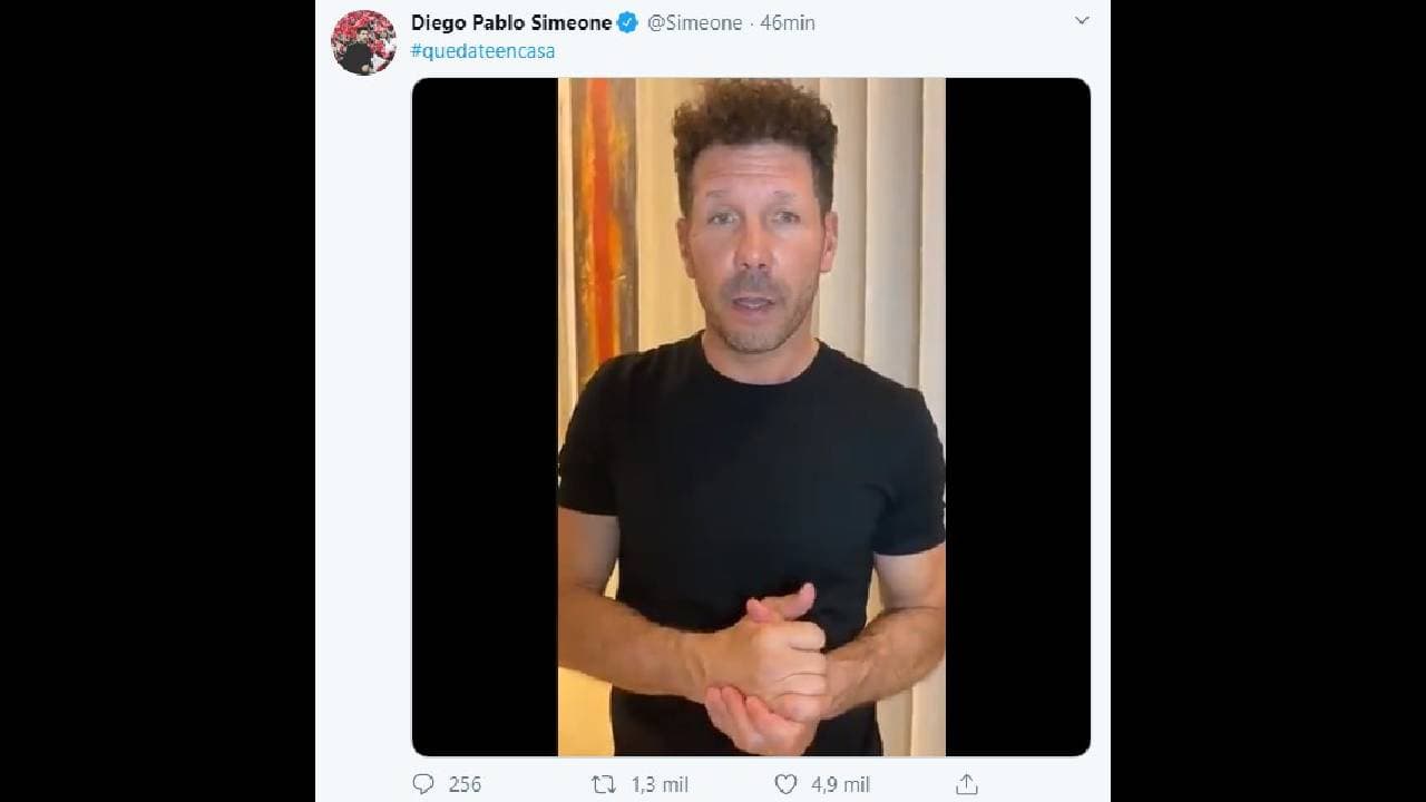 Diego ’El Cholo’ Simeone, timonel del Atlético de Madrid, exhorta a no salir a las calles con el #quedatenecasa.