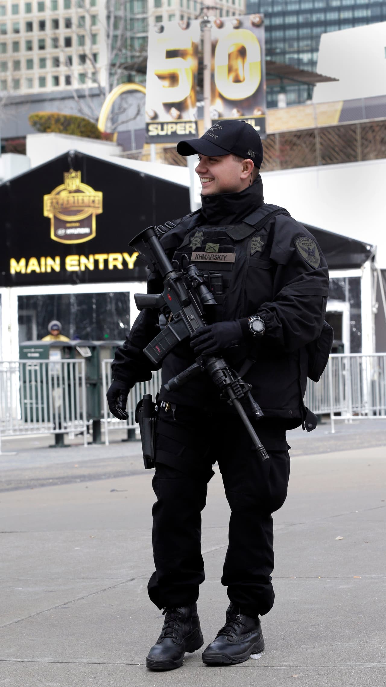 La campaña de seguridad tiene el slogan “Si ves algo, Di algo”.