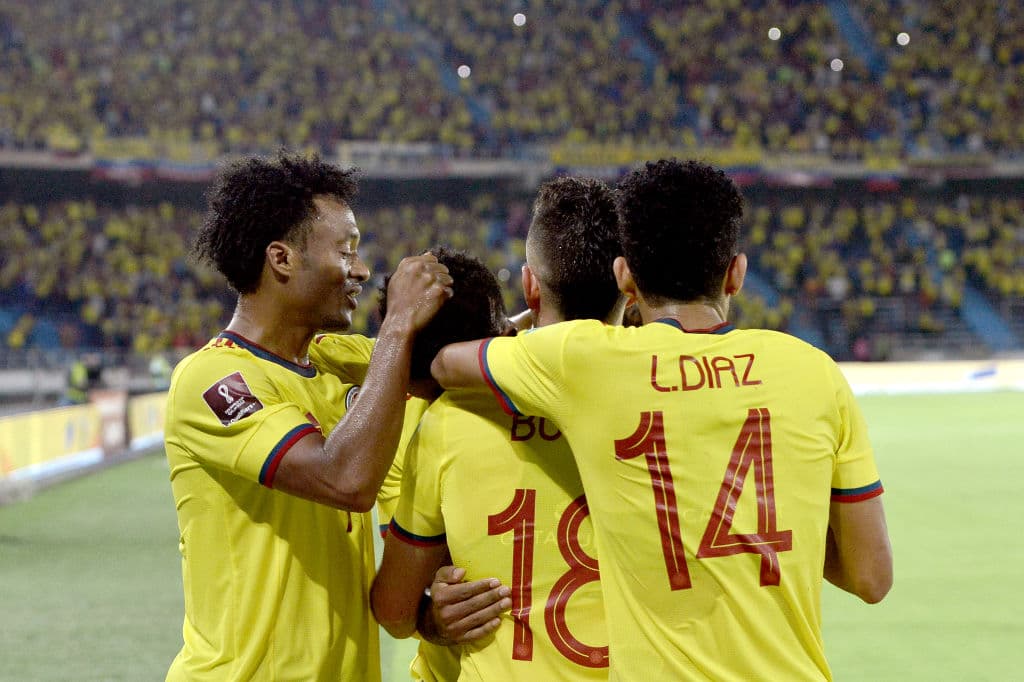 Colombia logra vencer 3-1 a Chile con histórico doblete de Miguel Borja y un tanto de Luis Díaz.