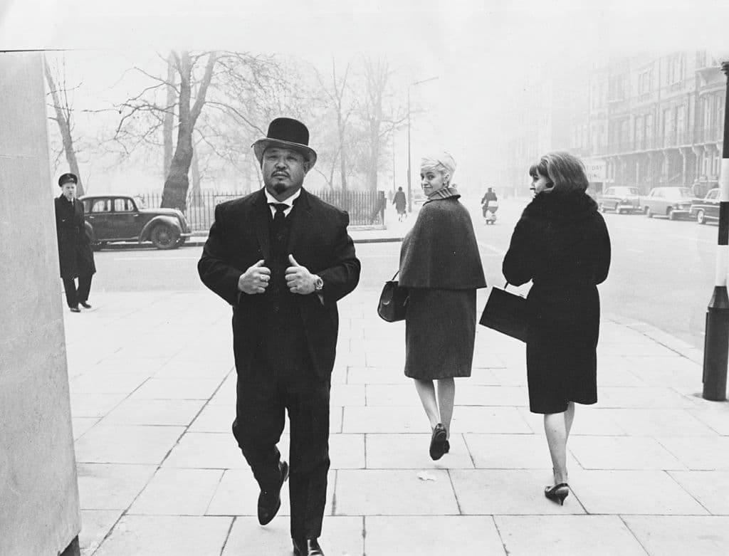 Se llevó la medalla de plata durante los Juegos Olímpicos de 1948 en la prueba de levantamiento de pesas. El nativo de Hawai llegó a la escena de la actuación junto a Sean Connery como el malvado secuaz conocido como Oddjob en ‘Goldfinger’.