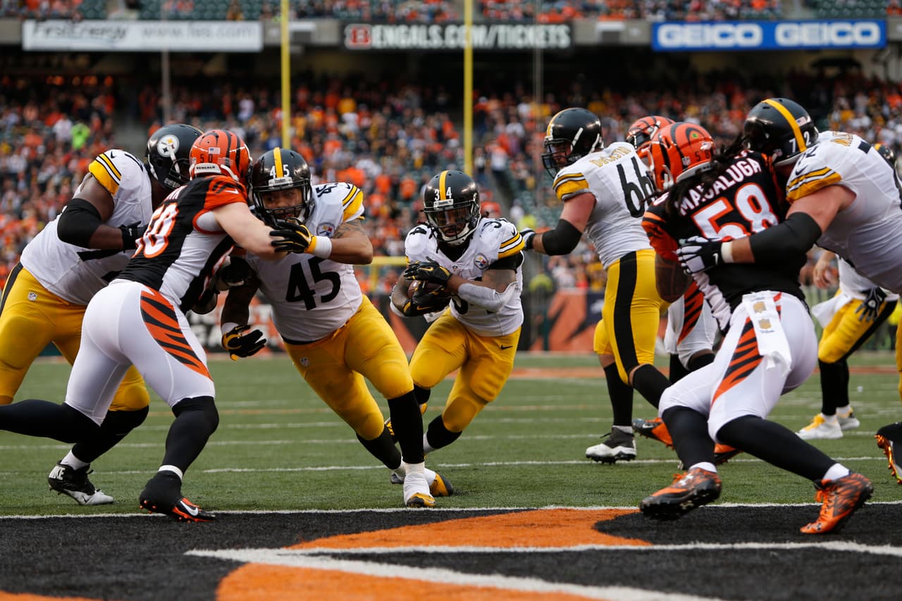 9. PITTSBURGH STEELERS - La ofensiva tiene calibre de Super Bowl, la defensiva no. Esa falta de balance los deja fuera de playoffs en este momento, sin embargo son mucho mejores que varios equipos que llegarán a la postemporada.