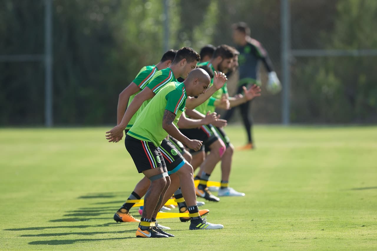 Los futbolistas que estarán en Copa Oro llevan varias semanas preparándose. Debutarán contra El Salvador.