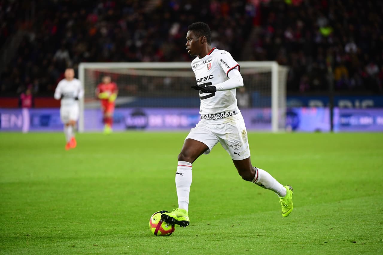 La figura del Stade Rennes, Ismaïla Sarr, podría tener los minutos contados allí para buscar mejores retos. En Italia lo ponen cerca del Milan.