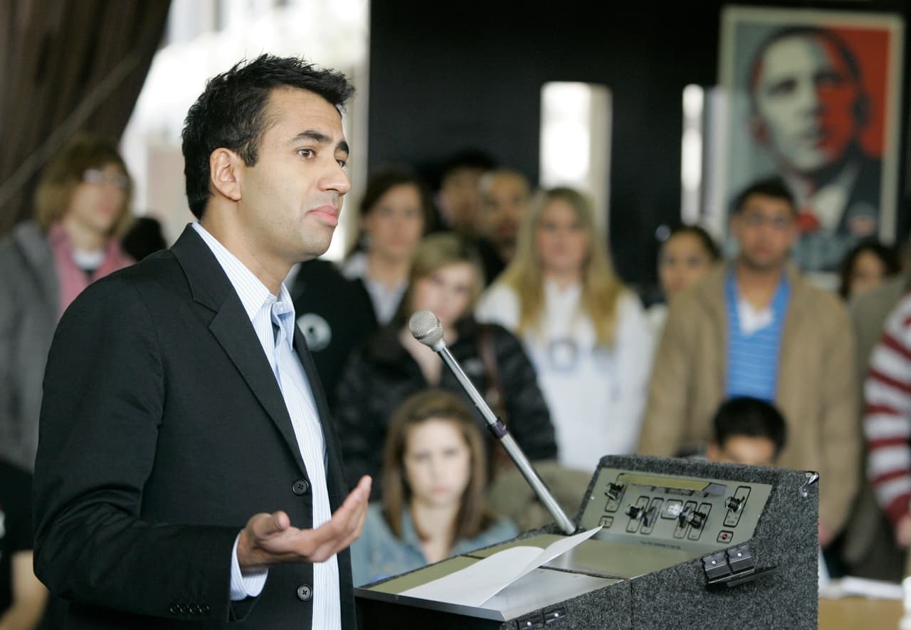 El que se hiciera famoso por interpretar papeles cómicos, trabajó en la Casa Blanca en los tiempos de Obama.