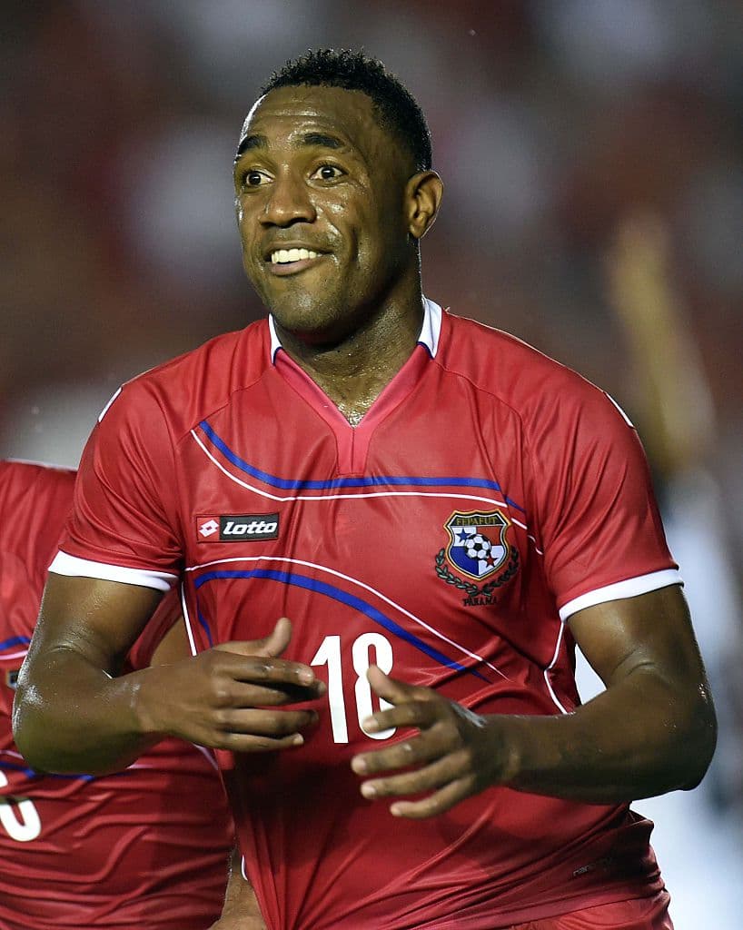 8
<b>. Luis Tejada,</b> de Panamá, marcó 10 goles y disputó las ediciones de la Copa Oro en 2005, 2009, 2011 y 2015.