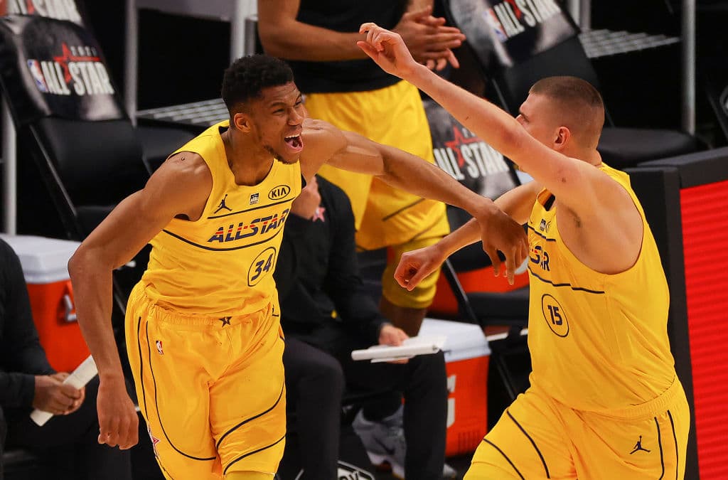 Giannis Antetokounmpo y Damien Lillard llevan al Team LeBron de la mano para vencer 170-150 a los del Team Durant.