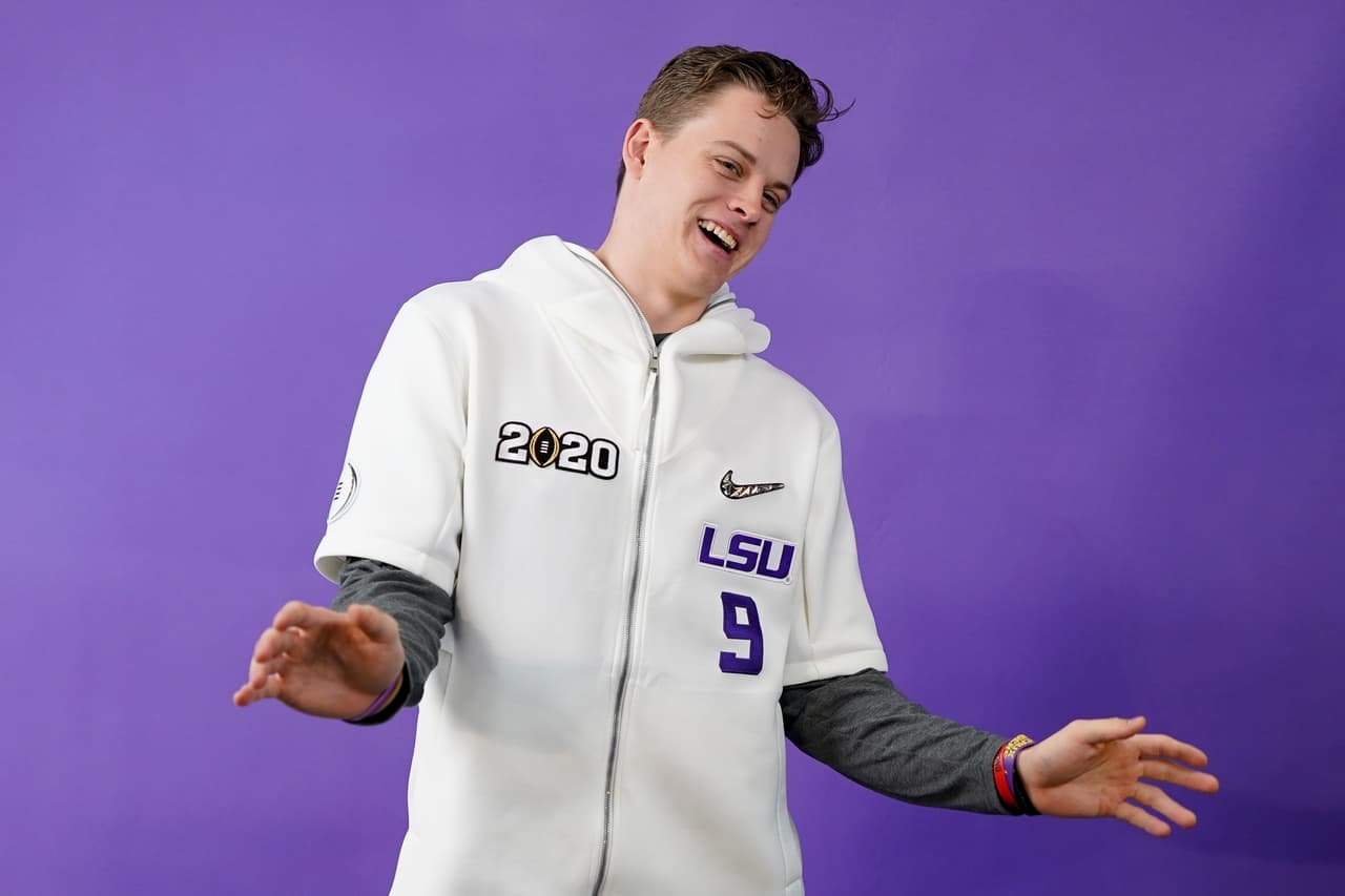 Joe Burrow, estrella del Draft NFL 2020, presume triunfaría en la NBA