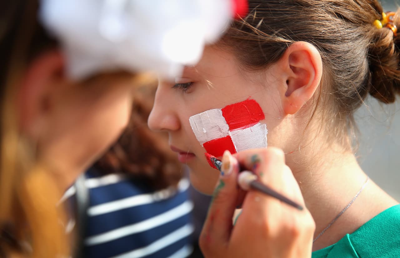 Los seguidores de Croacia y Nigeria vivieron en medio de la alegría, el colorido y la hermandad el partido de esas dos selecciones por el grupo D en el Mundial de Rusia 2018.
