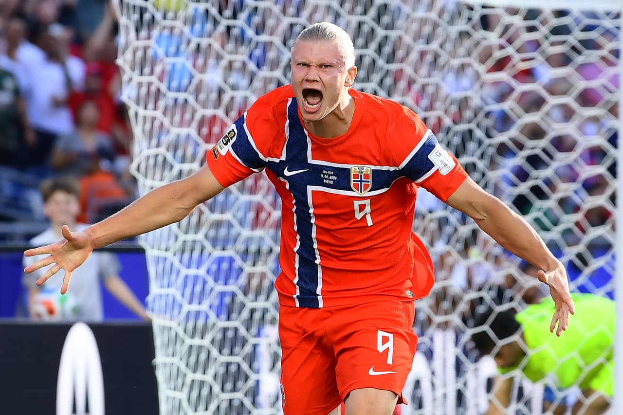 Erling Haaland anota su primer doblete en un Mundial con Noruega