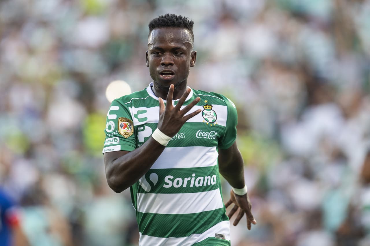 Deiner Quiñones fue verdugo de Cruz Azul en el empate 1-1 con Santos en la Jornada 7 del Apertura 2018. Este colombiano tiene un parecido a su compatriota Darwin Quintero, que fue ídolo en el club.