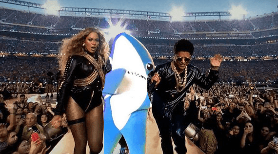 ¡Ni Peyton Many se salvó! Aquí te mostramos los memes más populares que se crearon durante el Super Bowl 50.