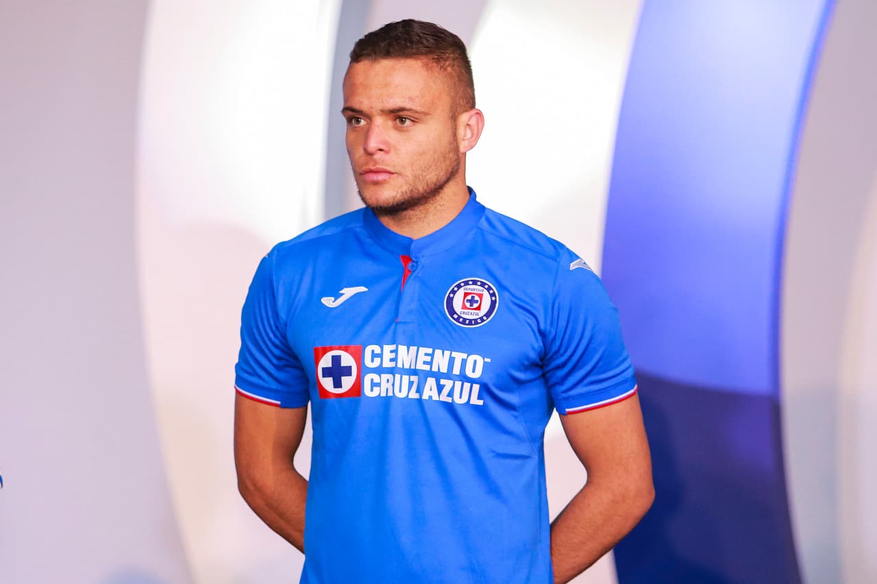<b>7. Jonathan Rodríguez: </b>Cruz Azul le dio a Santos 4 millones de dólares por el goleador.