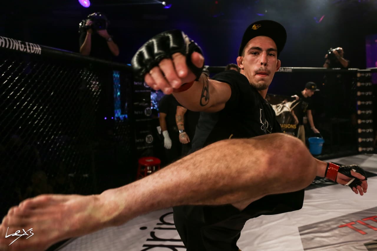 Preston, de 27 años, derrotó David Mundell por barra del brazo. y cierra un buen año con tres victorias consecutivas en 2016.