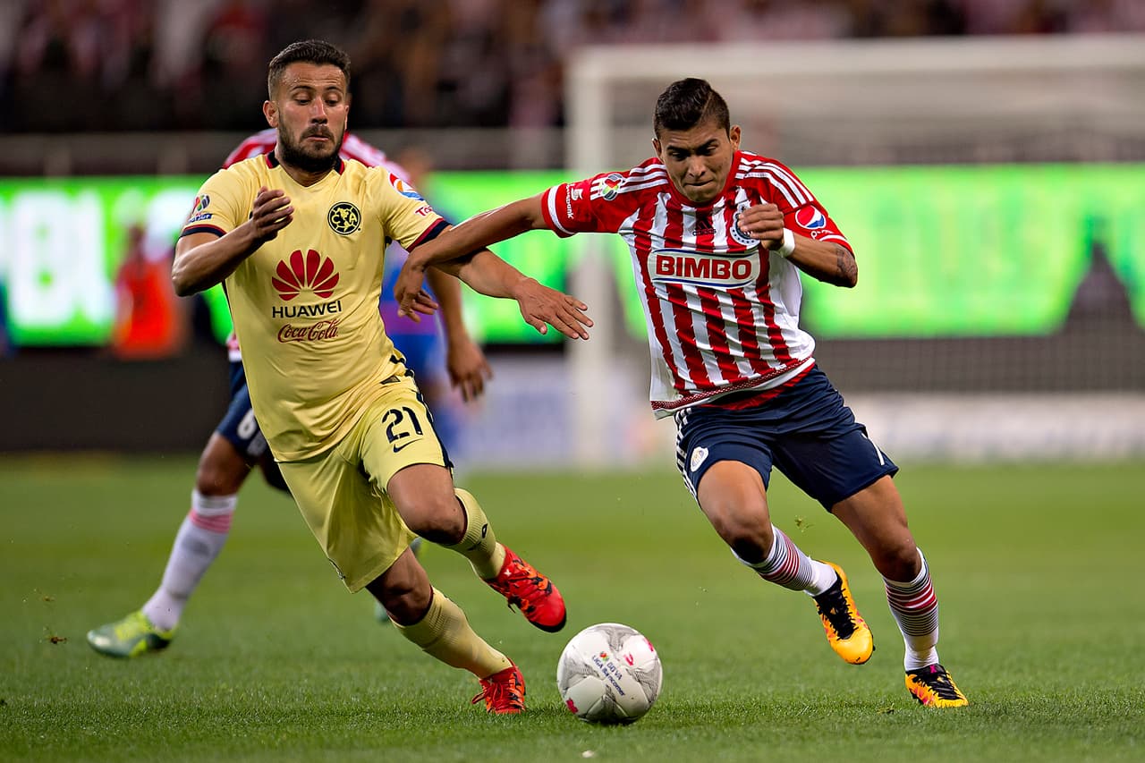 José Daniel Guerrero #21- Este jugador se ha ganado la confianza del Técnico, respondiendo de manera correcta ante las bajas y lesiones que han mermado al equipo de Coapa, participando tanto en la zona baja del equipo, como sumándose a recuperar balones, tal fue la marca perfecta que hizo sobre Orbelín Pineda. Calificación 7.