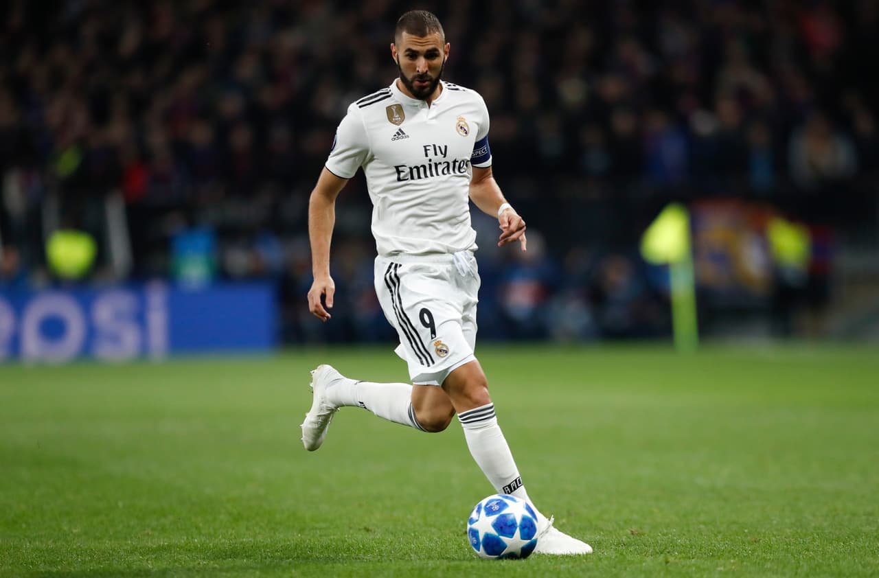 Karim Benzema fue el capitán de Real Madrid, pero no tuvo mayor peso en el trámite del partido.
