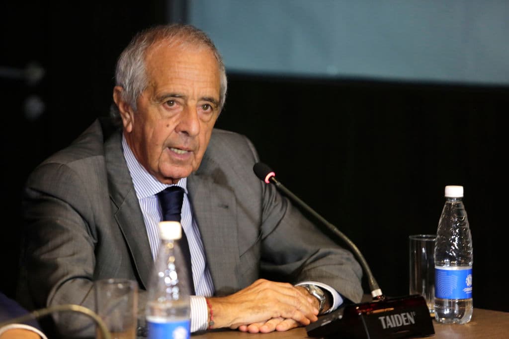 La decisión deberá ser anunciada antes del inicio de la Copa de la Superliga. El punto de esto sería mantener los 24 equipos para las temporadas siguientes para evitar que el número de equipos quede impar y que alguien descanse cada semana.