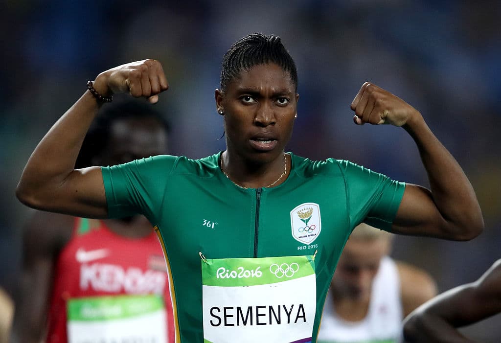 Caster Semenya, campeona olímpica de 800 metros, se casó con su novia Violet Raseboya