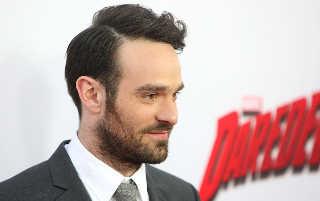 Charlie Cox volvería a vestir el traje del justiciero, quien lo interpretó en la serie de Netflix.