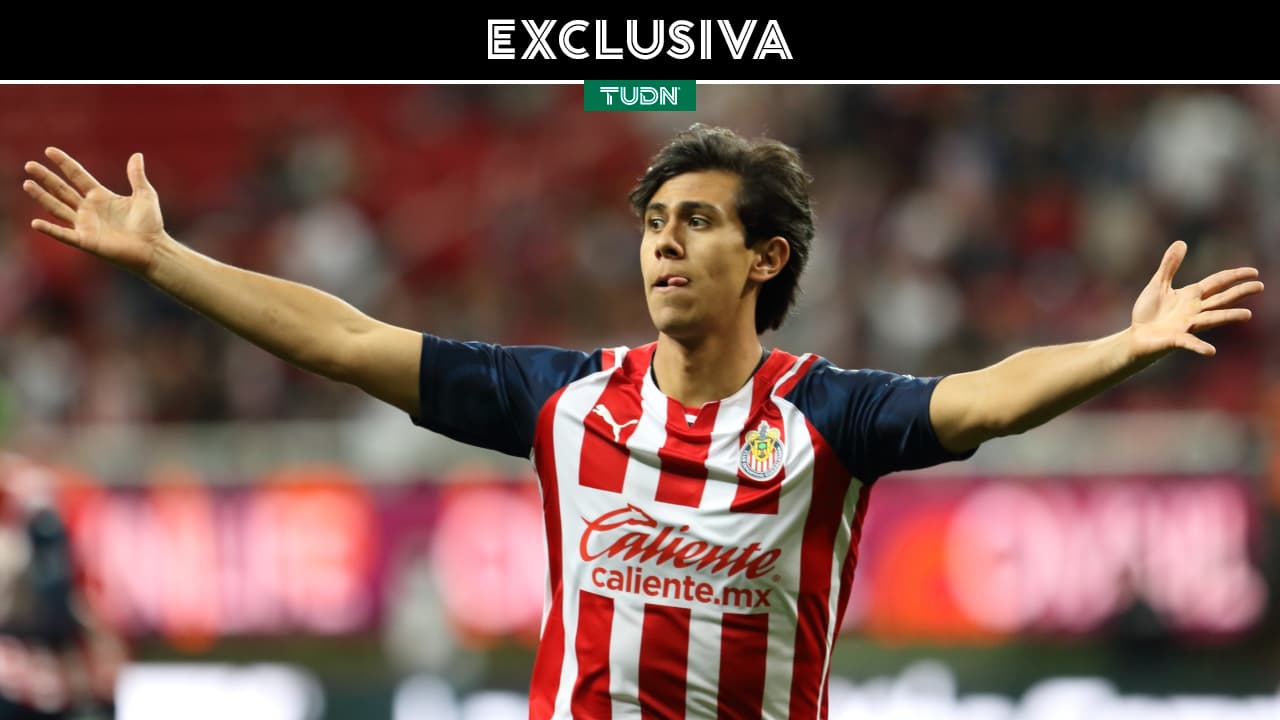 JJ Macías ve a varios mexicanos en España "con la mano en la cintura"