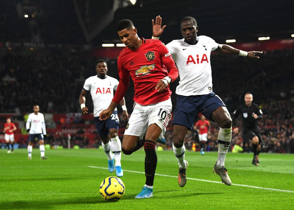 Con doblete de Marcus Rashford al 6 y al 49, Manchester United se impone en casa 2-1 al Tottenham.