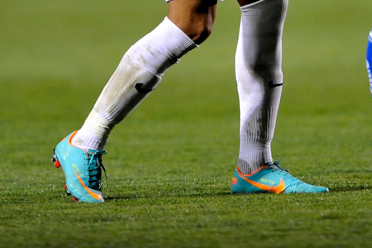 Neymar ocupó estos zapatos en la Recopa Sudamericana en 2012.