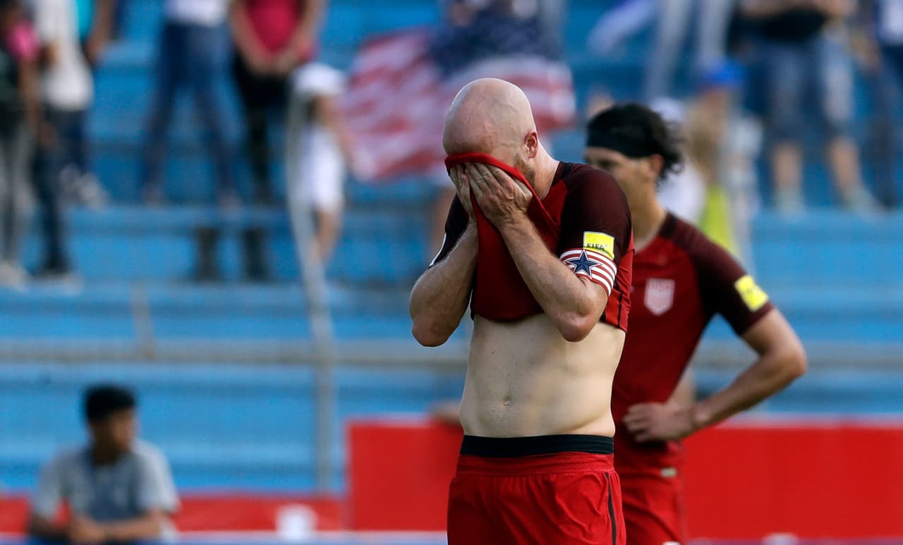 El desconcierto de los Estados Unidos era claro. El calor agobiante y el marcador en contra, hacían prever lo peor.