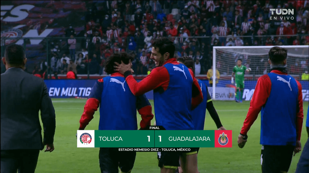 El motivo por lo que se desató el conato de bronca entre jugadores de Chivas