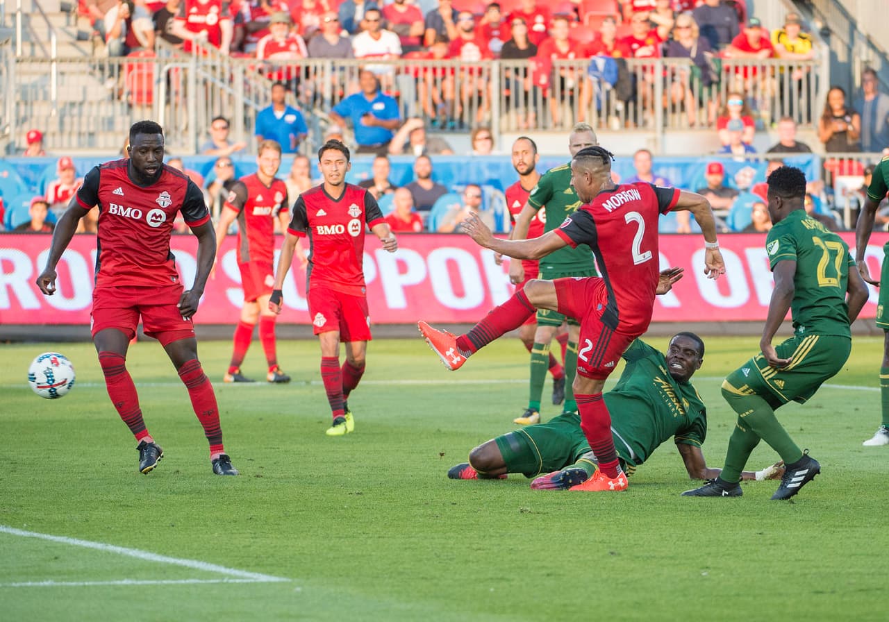 Toronto goleó por 4-1 a Portland Timbers y sigue encabezando la clasificación en la MLS. Dos de sus jugadores integran el XI ideal de la Semana 23. (USA Today Images)