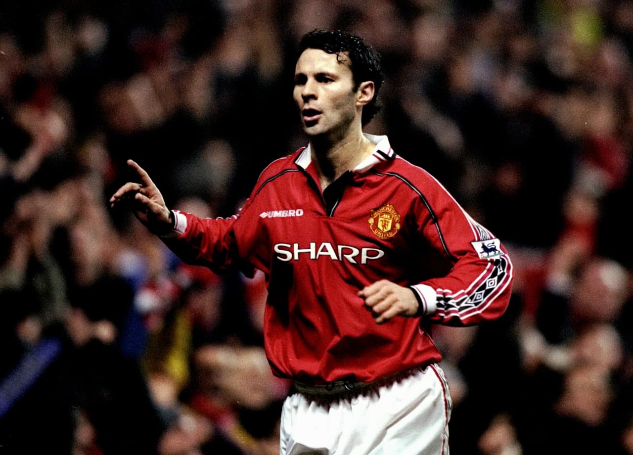 El galés Ryan Giggs fue el gran símbolo del Manchester United durante la era de Alex Ferguson, con el equipo con el que debutó desde sus 17 años y se retiró a los 40. La principal representación con Gales fue en los Juegos Olímpicos de Londres-2012, en donde cayó eliminado en octavos de final contra Corea del Sur.
