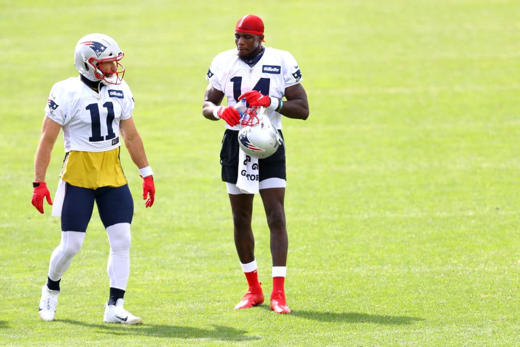 Julian Edelman y Mohamed Sanu | Diciembre 20 visitan a los Miami Dolphins.