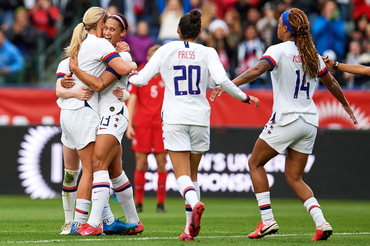 Estados Unidos golea a Canadá 3-0 con goles de Williams, Horan y Rapinoe y se queda con el Preolímpico de Concacaf.