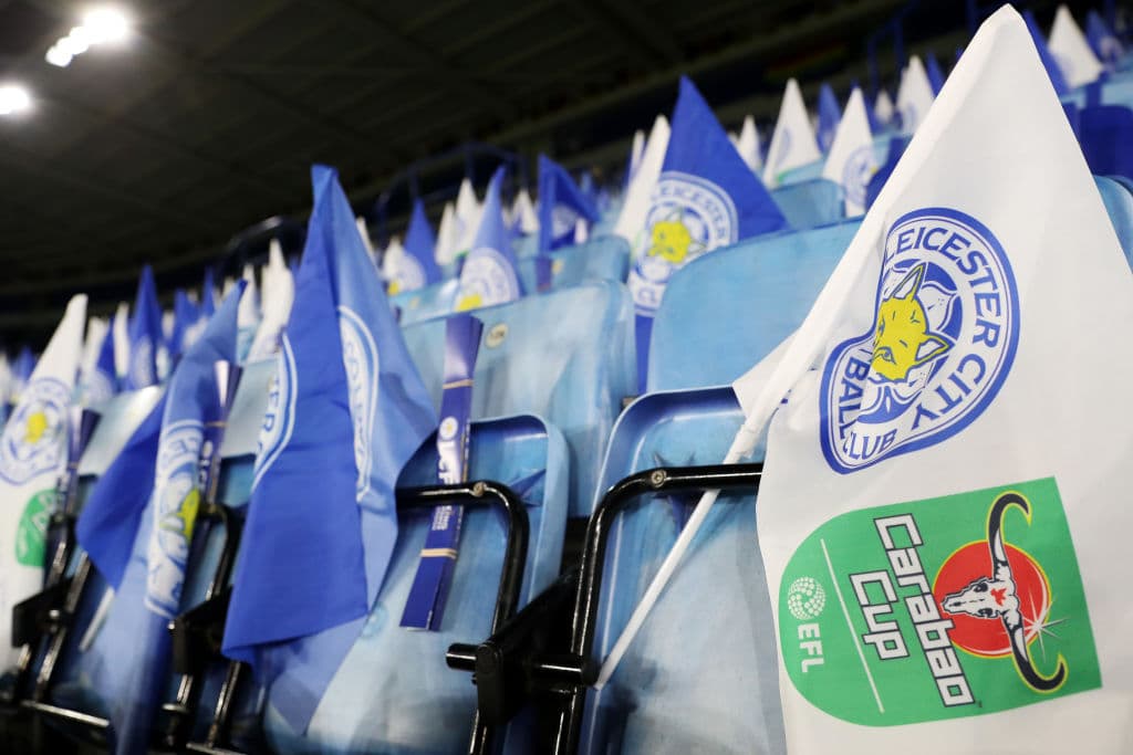 El Leicester City empata 1-1 con el Aston Villa; Guilbert abrió el marcador para la visita, Iheanacho igualó la ida de la semifinal de la Carabao Cup.