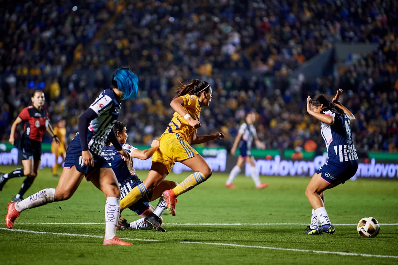 Tigres y Monterrey definieron al equipo campeón de la Liga MX Femenil en una final de alarido.