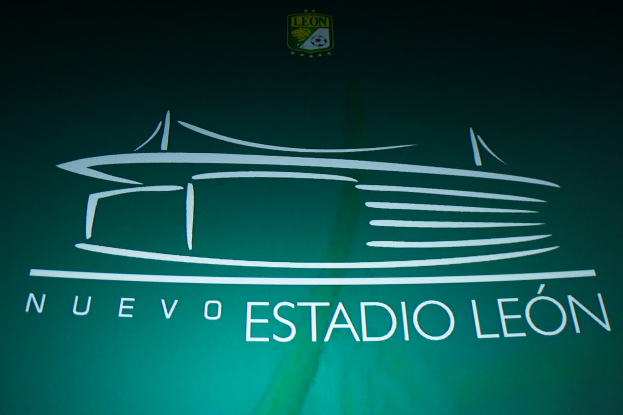 De manera pomposa y fastuosa la directiva del Club León anunció la construcción de su nuevo estadio, un recinto que, según los planes, se va a inaugurar en 2021. Presentaron el proyecto.