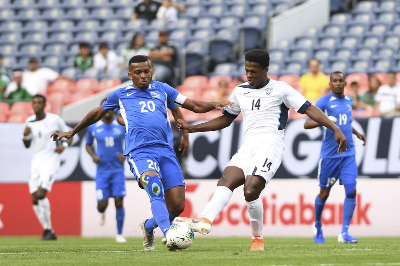 Desde el inicio parecía ser un juego muy parejo, muy equilibrado. Los cubanos tomaron la iniciativa en el choque.