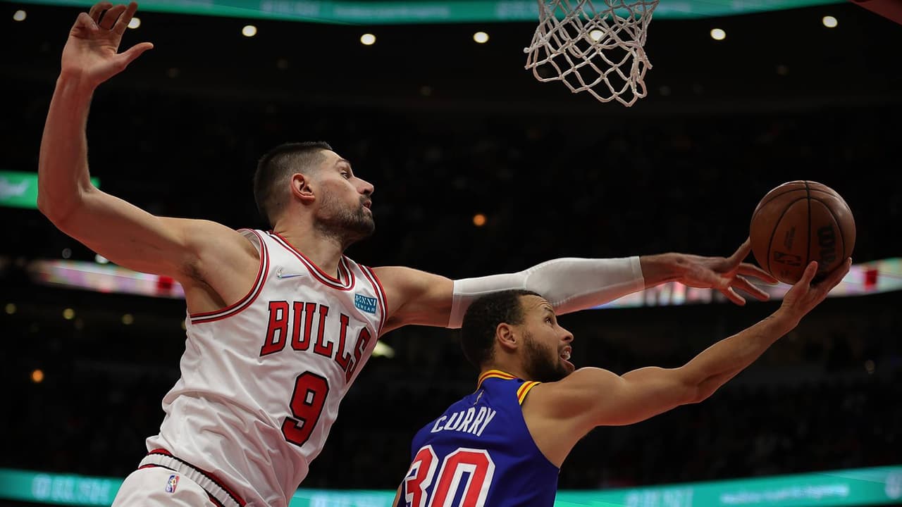 Warriors impone paliza con 42 puntos de ventaja a los Bulls